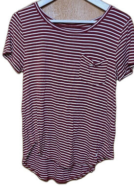 Hollister Must-Have Striped Top Womens S Loose Fit Short Sleeve Blouse Burgundy